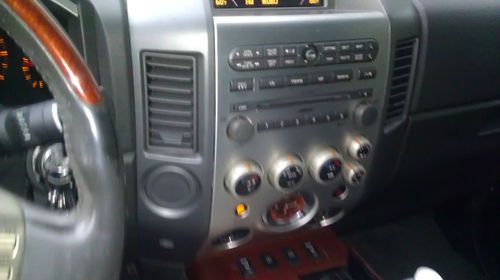 2004 Infiniti QX56 Base Sport Utility 4-Door 5.6L Black Luxury SUV Leather Seats, image 6