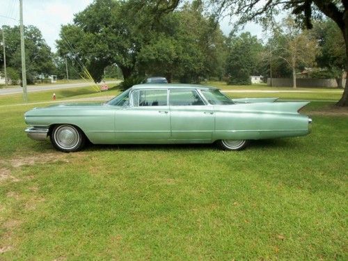 1960 cadillac sedan, power trunk, ac, driver, may deliver, runs well, flat top