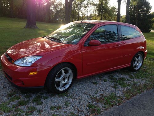 2003 ford focus svt hatchback 3-door 2.0l