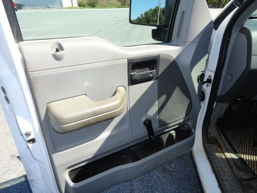 2004 White Ford F150 4x2 Pickup Truck One Owner, image 10