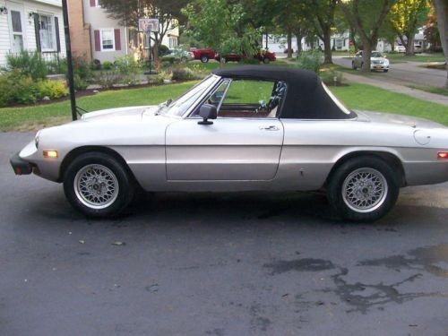 1976 Alfa Romeo Spider 2000 Veloce, image 3