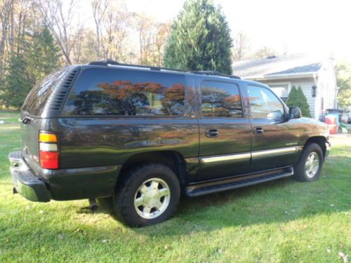 *****2005 GMC YUKON 1500 XL 4WD***** NO RESERVE!!!!! ONE OWNER., image 3