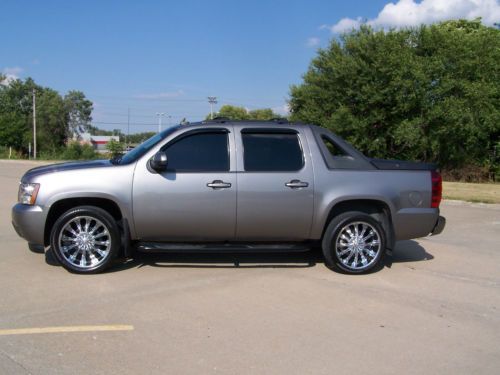 2008 chevy avalanche 4x4 lt leather sunroof 22&#034; wheels