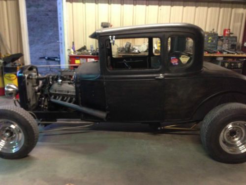 1930 ford 5 window coupe