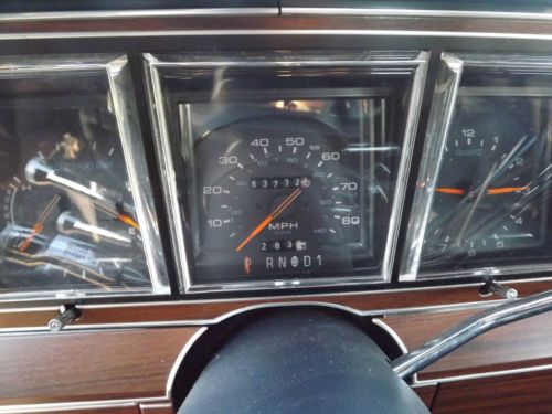 1988 Lincoln Town Car Signature Series Family Owned Since New!, image 11