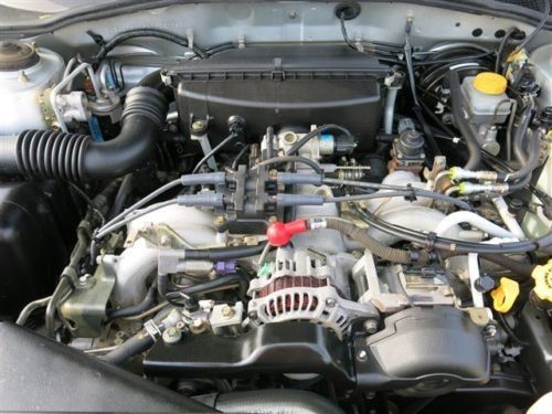 Sport All Wheel Drive AWD Automatic Leather w/ Cloth Inserts Only 65K Miles, image 13