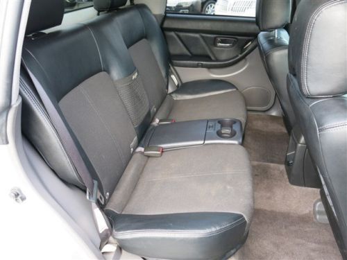 Sport All Wheel Drive AWD Automatic Leather w/ Cloth Inserts Only 65K Miles, image 15