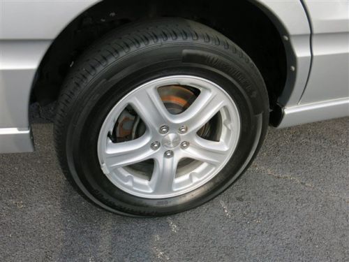 Sport All Wheel Drive AWD Automatic Leather w/ Cloth Inserts Only 65K Miles, image 26