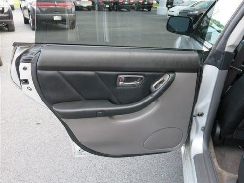 Sport All Wheel Drive AWD Automatic Leather w/ Cloth Inserts Only 65K Miles, image 31