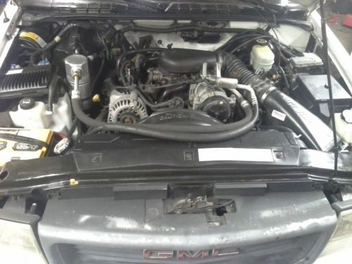 2000 GMC Sonoma SL Extended Cab Pickup 2-Door 4.3L, US $3,950.00, image 3