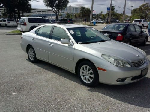 2002 lexus es300 base sedan 4-door 3.0l