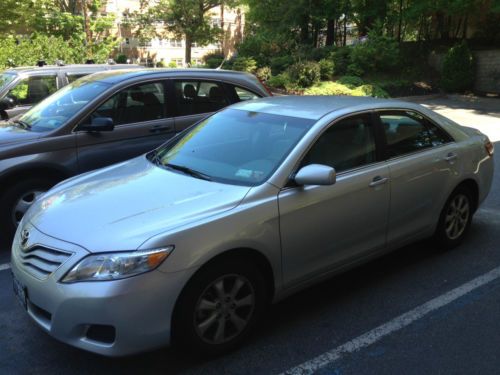 2011 Toyota Camry LE Sedan 4-Door 2.5L, image 4