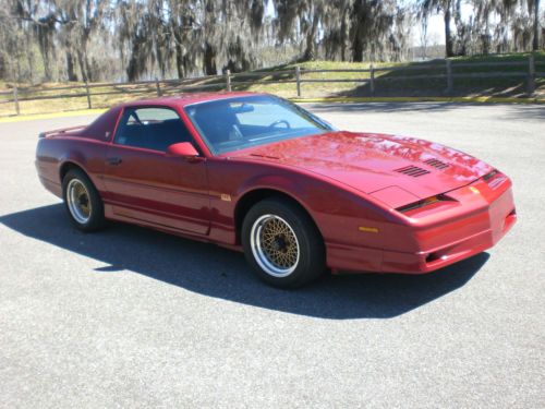 1988 pontiac trans am gta &#034;notch back&#034; only 624 made only in 1988