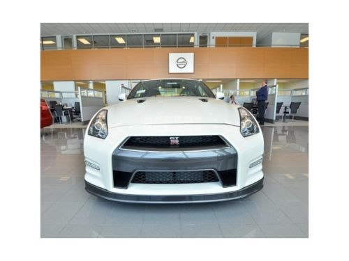 2014 Nissan GT-R Premium Pearl White R35 twin turbo AWD 4x4, image 5
