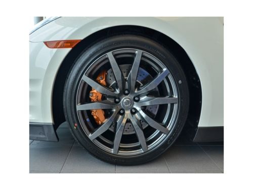 2014 Nissan GT-R Premium Pearl White R35 twin turbo AWD 4x4, image 16