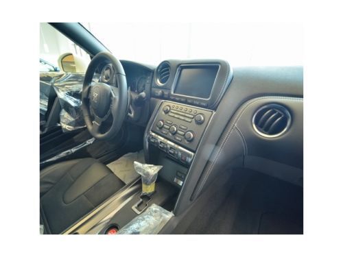 2014 Nissan GT-R Premium Pearl White R35 twin turbo AWD 4x4, image 22