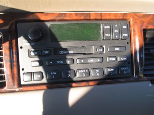 2000 LINCOLN TOWNCAR EXEC LEATHER POWER SEATS NO RESERVE!!! ONLY 94K MILES!!!!!, image 33