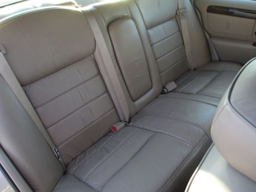 2000 LINCOLN TOWNCAR EXEC LEATHER POWER SEATS NO RESERVE!!! ONLY 94K MILES!!!!!, image 50