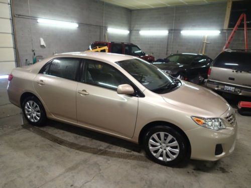 2013 toyota corolla, salvage, damaged, wrecked, runs and drives, sedan