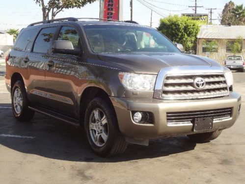 2010 toyota sequoia sr5 damaged rebuilder runs!! nice unit priced to sell l@@k!!