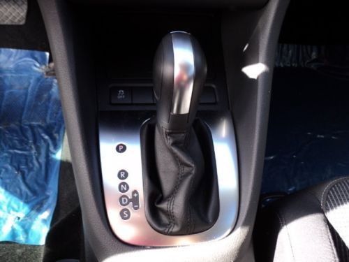2013 White Volkswagen Golf 4-Door Dakota Customs Edition, US $20,000.00, image 3