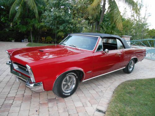 Pontiac gto american muscle classic hot rod convertible 4 speed small block 400