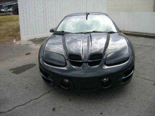 2001 Pontiac Firebird Trans Am WS-6 / 6 speed/Restore Project-NO RESERVE, image 2