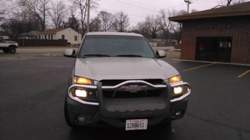 2002 chevrolet avalanche 1500 base crew cab pickup 4-door 5.3l