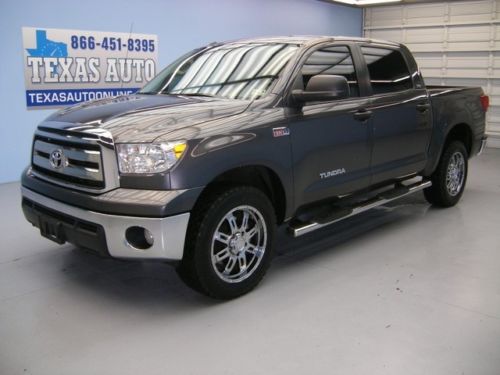 We finance!!!  2013 toyota tundra crewmax sr5 4x4 flex fuel tow 12k texas auto