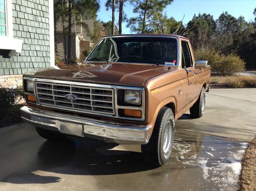 1986 ford f-150 base standard cab pickup 2-door 4.9l