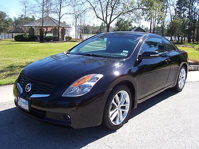 09 altima coupe with 22k miles only!! leather, navigation, sunroof