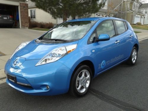 One owner nissan leaf sl quick charge port eco design navigation gorgeous