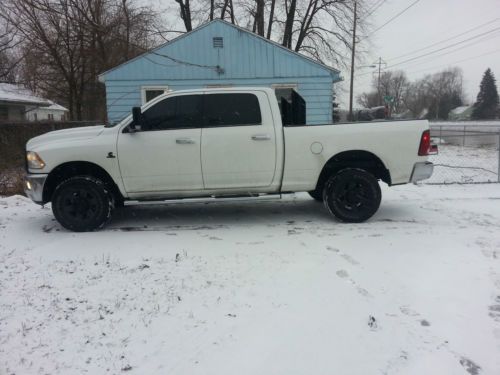 Ram 2500 big horn 6.7 diesel 4x4 crew cab