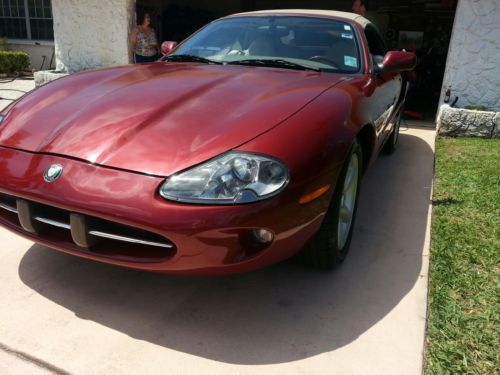 Jaguar xk8 conv. very low miles florida car! low reserve