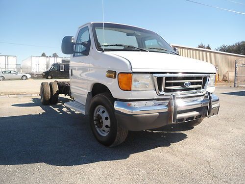 2006 ford e-450 super duty base stripped chassis