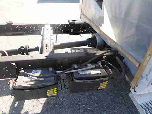 2006 Ford E-450 Super Duty Base Stripped Chassis, image 17