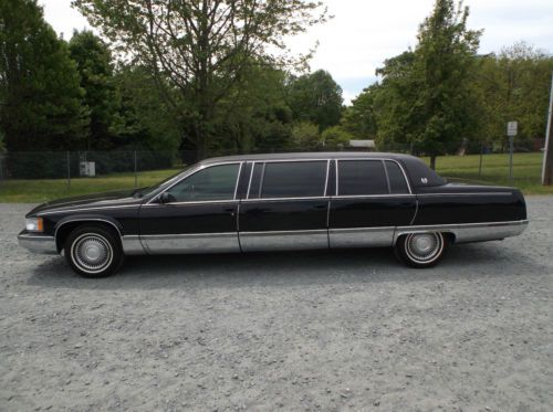 Limousine 1996 cadillac fleetwood limo 50k orginal miles 1 owner, immaculate!!