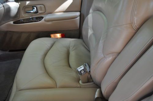 1997 Lincoln Town Car Signature Sedan 4-Door 4.6L, image 7