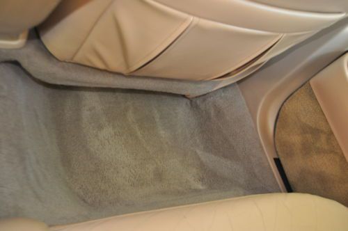 1997 Lincoln Town Car Signature Sedan 4-Door 4.6L, image 9