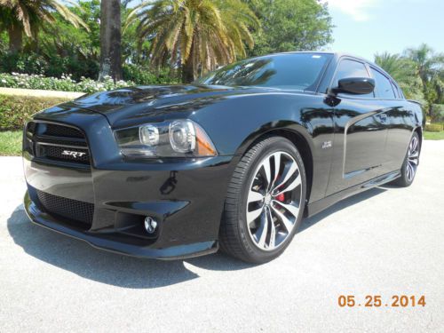 2012 dodge charger srt8 6.4l hemi loaded navigation sunroof 470hp only 12k miles