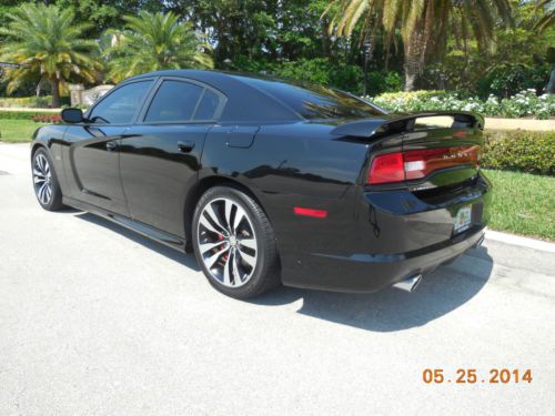 2012 Dodge Charger SRT8 6.4L HEMI LOADED NAVIGATION SUNROOF 470HP ONLY 12K MILES, image 3