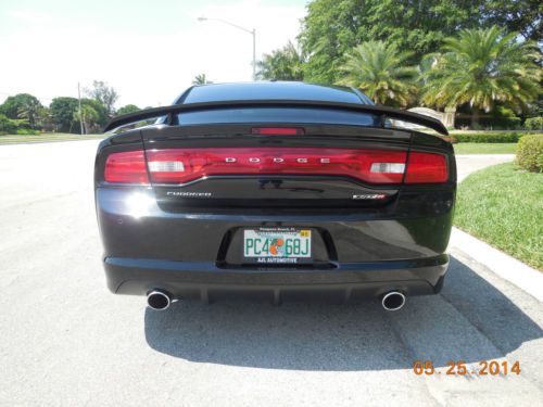 2012 Dodge Charger SRT8 6.4L HEMI LOADED NAVIGATION SUNROOF 470HP ONLY 12K MILES, image 4