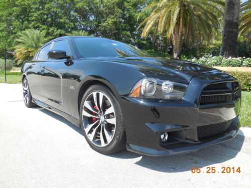 2012 Dodge Charger SRT8 6.4L HEMI LOADED NAVIGATION SUNROOF 470HP ONLY 12K MILES, image 7