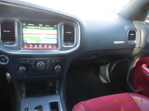 2012 Dodge Charger SRT8 6.4L HEMI LOADED NAVIGATION SUNROOF 470HP ONLY 12K MILES, image 12