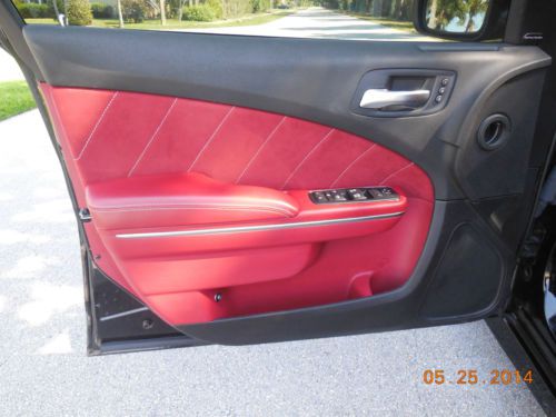 2012 Dodge Charger SRT8 6.4L HEMI LOADED NAVIGATION SUNROOF 470HP ONLY 12K MILES, image 14