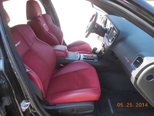 2012 Dodge Charger SRT8 6.4L HEMI LOADED NAVIGATION SUNROOF 470HP ONLY 12K MILES, image 19