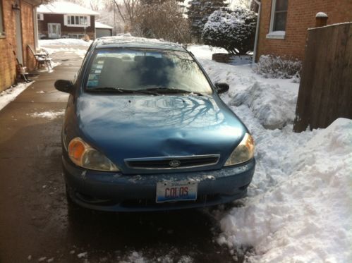 2001 kia rio base sedan 4-door 1.5l