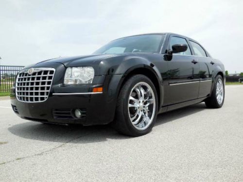 2005 chrysler  300