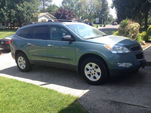 2009 chevrolet traverse lt sport utility 4-door 3.6l