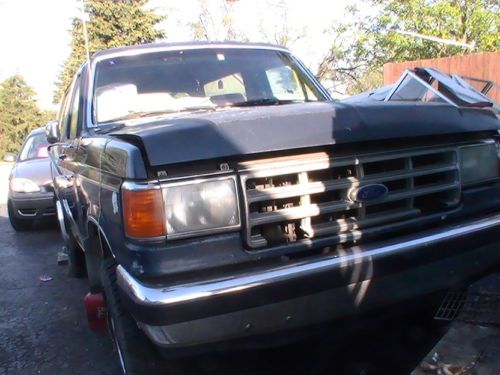 1987 ford bronco 4x4 independant front suspesion.  all new parts